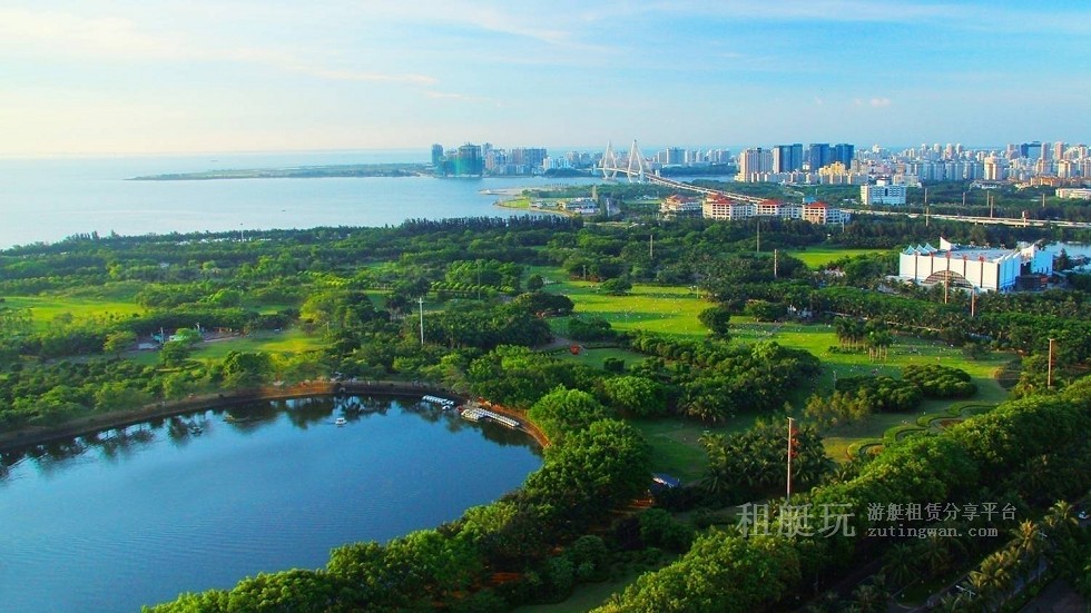 新埠島國(guó)際游艇碼頭→白沙門公園→世紀(jì)大橋→萬(wàn)綠園→秀英港→西海岸會(huì)展中心