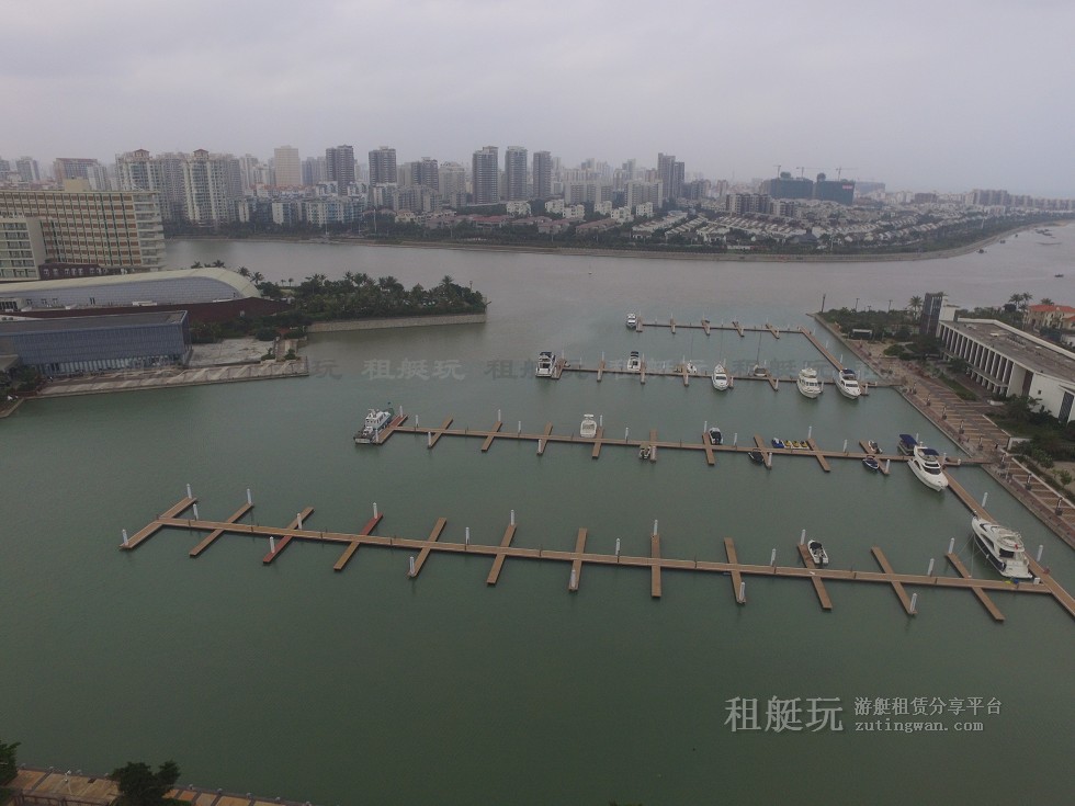 海南?？谛虏簫u國際游艇會